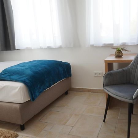 Eco Motel Wallersdorf Ngoại thất bức ảnh