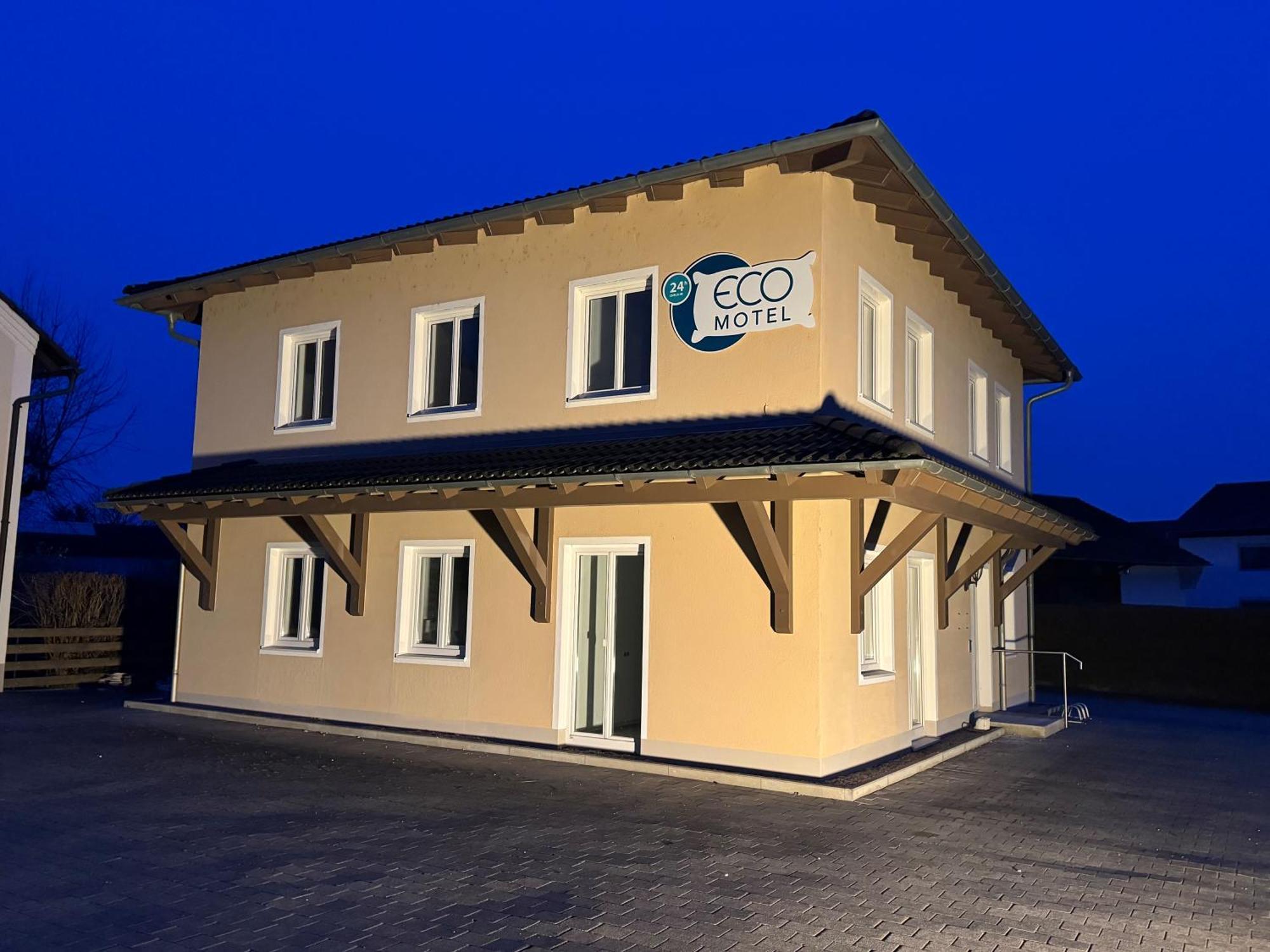 Eco Motel Wallersdorf Ngoại thất bức ảnh